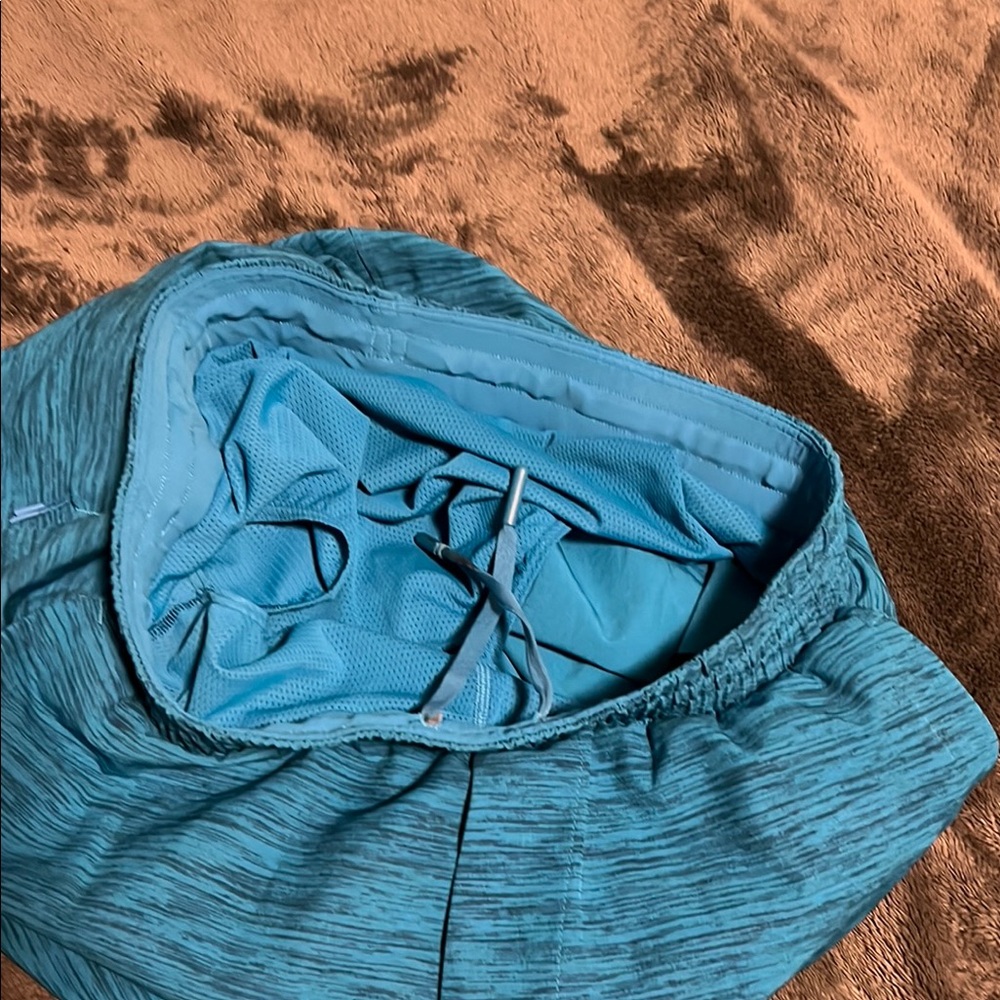 Lululemon Athletica Blue Swim Trunks Lightweight Mid-Thigh - Picture 4 of 4